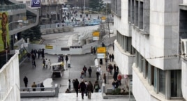 „Заземи го скопскиот плоштад!“ е мотото на протестите во Скопје