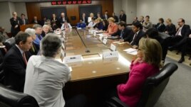 Hillary Clinton në takimin e rregullt në DASH, 7 janar, 2013