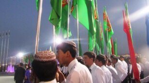 Şu ýyl berlen resmi maglumata görä, Türkmenistanyň ýokary okuw jaýlaryna 5766 talyp kabul ediler.