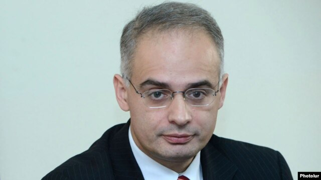 Armenia - Levon Zurabian of the opposition Armenian National Congress at a news conference in Yerevan, 20Dec2012.