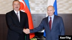 Ильхам Алиев (слева) и Владимир Путин.