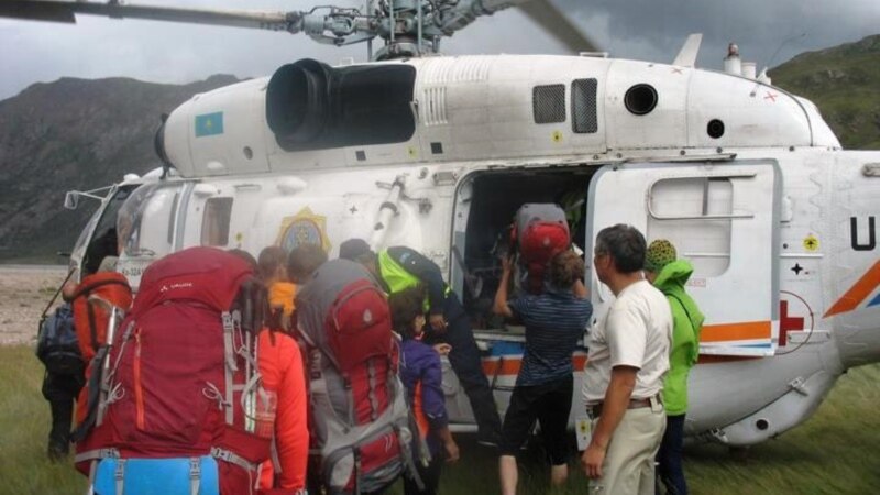 В Алматинской области спасатели эвакуировали группу российских туристов