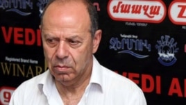 Հայաստանի նկարիչների միության նախագահ Կարեն Աղամյանը: 