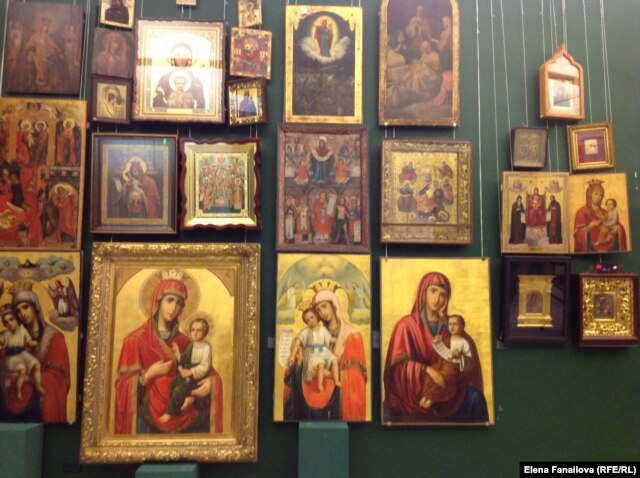 21F2979B-4BDD-4326-A05E-EAD3101B3C79_w64