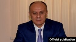 Армения қорғаныс министрі Сейран Оханян.