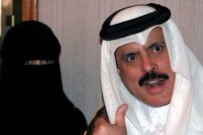 Rahman bin Hamad al-Attiya speaking to reporters on April 17 (epa)