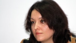 "Vzglyad" deputy editor Olesya Shchelkova says the publication appeared as a brochure with a changed title in order to avoid a lawsuit.