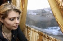 Inna Khodorkovskaya traveling to Chita, near the Chinese border, to visit her husband, Mikhail, in prison (file photo) (ITAR-TASS)