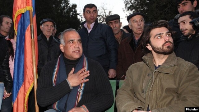 Armenia - Opposition leader Raffi Hovannisian (L) begins a hunger strike in Liberty Square in Yerevan, 10Mar2013. 
