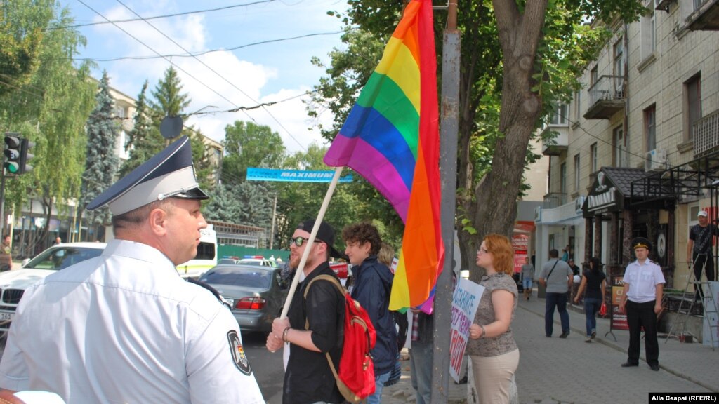 Gay Moldova 31
