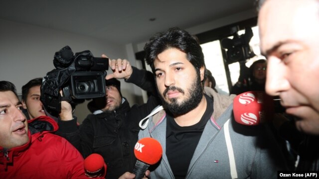 U.S. prosecutors want to deny bail for Iranian-born gold trader Reza Zarrab, who is awaiting trial on charges of violating Iran sanctions.