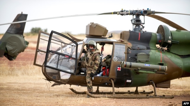 French forces are working with Malian forces in the fight against the guerrillas.