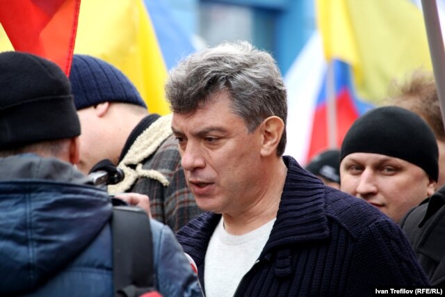 Борис Немцов на «Марше мира» российской оппозиции в поддержку Украины. Москва, 15 марта 2014 года