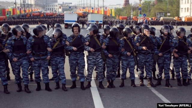 ОМОН на "Марше миллионов" в Москве, 6 мая 2012