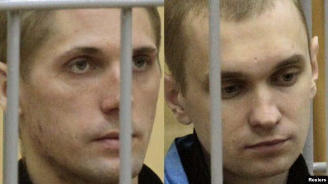 A combo photo of Uladzislau Kavalyou (left) and Dzmitry Kanavalau during a court hearing in Minsk in September 2011.