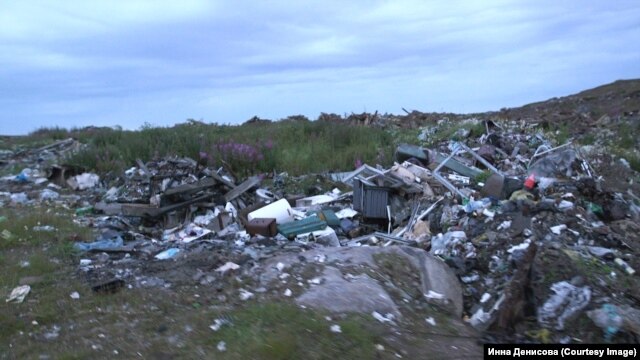 Горы мусора
