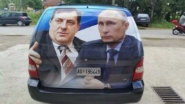 Milorad Dodik i Vladimir Putin na vozilu SNSD-a