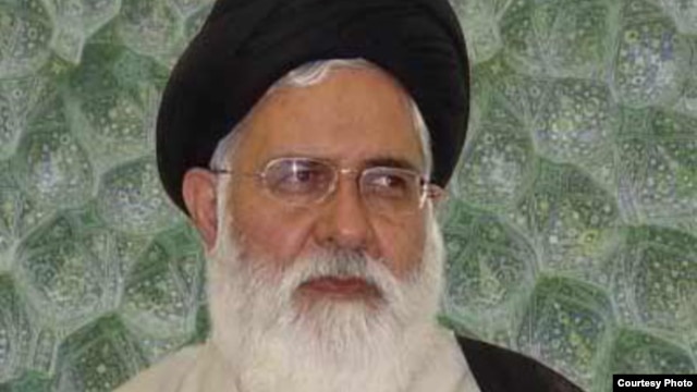 احمد علم الهدی پیش از این مواضع بسیار شدیدی علیه میرحسین موسوی و مهدی کروبی اتخاذ کرده بود.