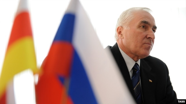 Former KGB official Leonid Tibilov is the front-runner after the first round of South Ossetia's presidential election. 