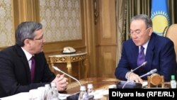 Владимир Жұмақанов Қазақстан президенті Нұрсұлтан Назарбаевтың қабылдауында. Астана, 25 қаңтар 2016 жыл.