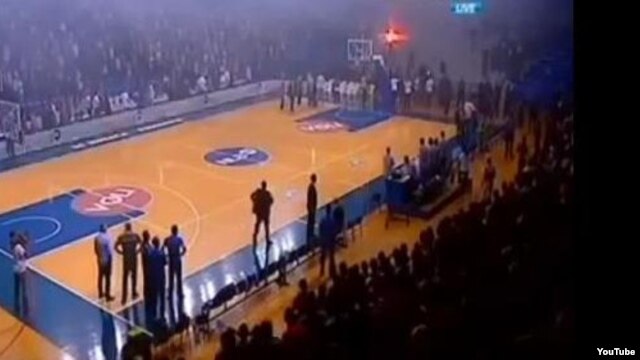 Scene sa utakmice Budućnosti i Partizana