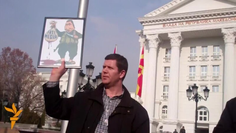 Власта со Кежаровски се „пере“ од гревовите Власта со Кежаровски се „пере“ од гревовите