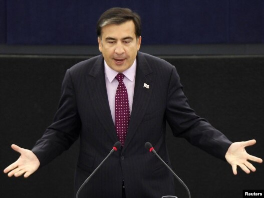 Georgian President Mikheil Saakashvili told the European Parliament in Strasbourg he was prepared for direct talks with the Kremlin.