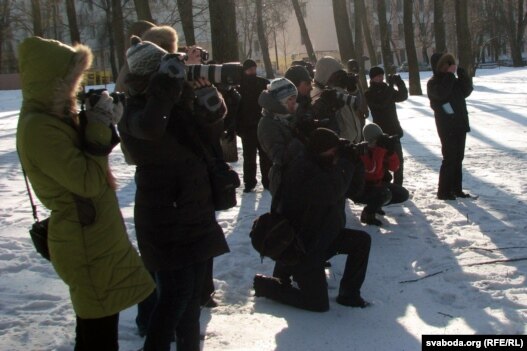 Разрешенная акция белорусских геев в центре Минска длилась 5 минут