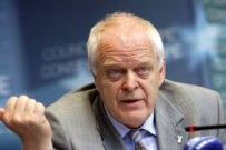 Thomas Hammarberg is on a five-day visit (file) (RFE/RL)