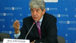 Қазақстан кәсіпорындарының "Табиғат" экологиялық қауымдастығының төрағасы Мэлс Елеусізов. Алматы, 8 қазан 2008 жыл.