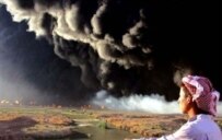 U.S. and U.K. officials have accused Iran of supporting attacks in Iraq (file photo)