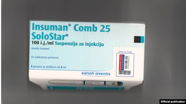 Insulina me banderolë të Ministrisë së Shëndetësisë të Republikës së Serbisë.