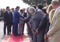 Ahmadinehad's arrival in Dushanbe on July 25 (RFE/RL)