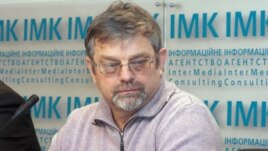 Нам необхідно відмовитися від ганебних Мінських угод – Семенченко 3 Віктор Небоженко