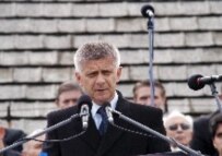 Polish Prime Minister Belka (file photo)