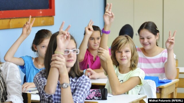 Iz jedne od osnovnih škola u regiji, septembar 2012.