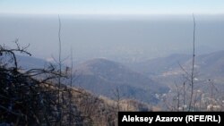 Алматы маңындағы тау (Көрнекі сурет).