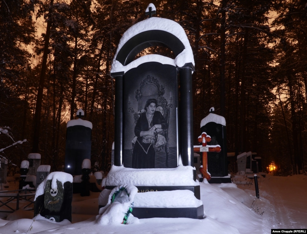 The strikingly detailed tombstones can cost upwards of $15,000. 