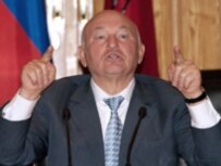 Moscow Mayor Yury Luzhkov (file photo) (ITAR-TASS)