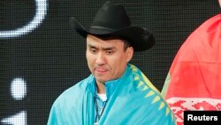 Ауыр атлет Алмас Өтешов.