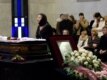 Мать Анастасии Бабуровой - Лариса.