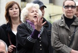 Участники митинга "Несогласных". Алматы, 28 апреля 2012 года.