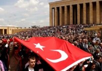 Demonstration at the Ataturk memorial in Ankara (epa)
