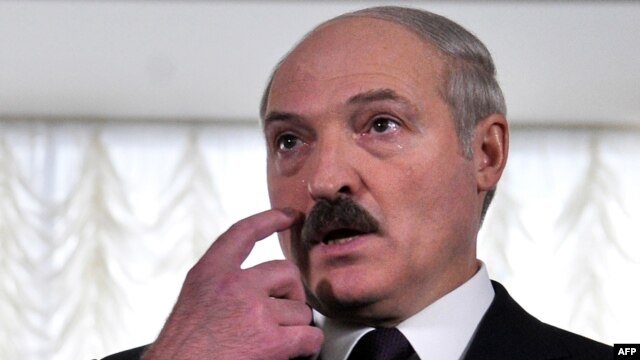 President Lukashenka speaks to journalists after voting today