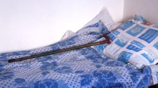 Cахан әженің иесіз қалған төсегі мен таяғы