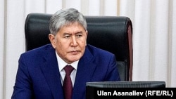 Қырғызстан президенті Алмазбек Атамбаев.