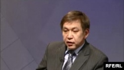Erkinbek Alymbekov, deputy head of Ata Meken party, wants police to investigate the attackers' motives.