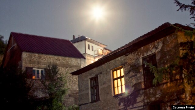 Фотографии од Лазарополе на Ана Лазаревска. 