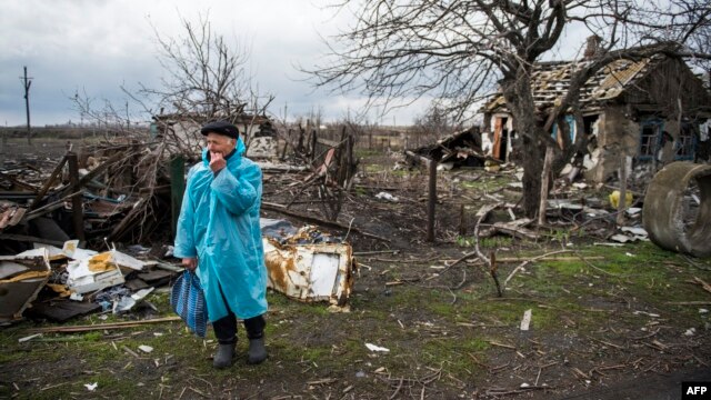 Никишино (оккупированная часть Донецкой области). Апрель 2015 года