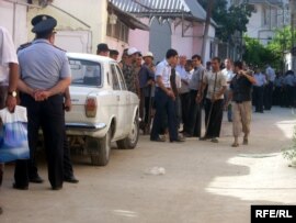 Sakinlərlə polis arasında qarşıdurma olub